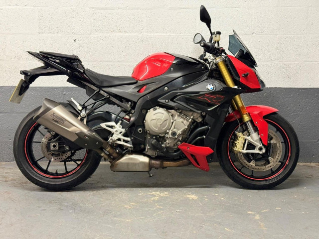 BMW S1000R